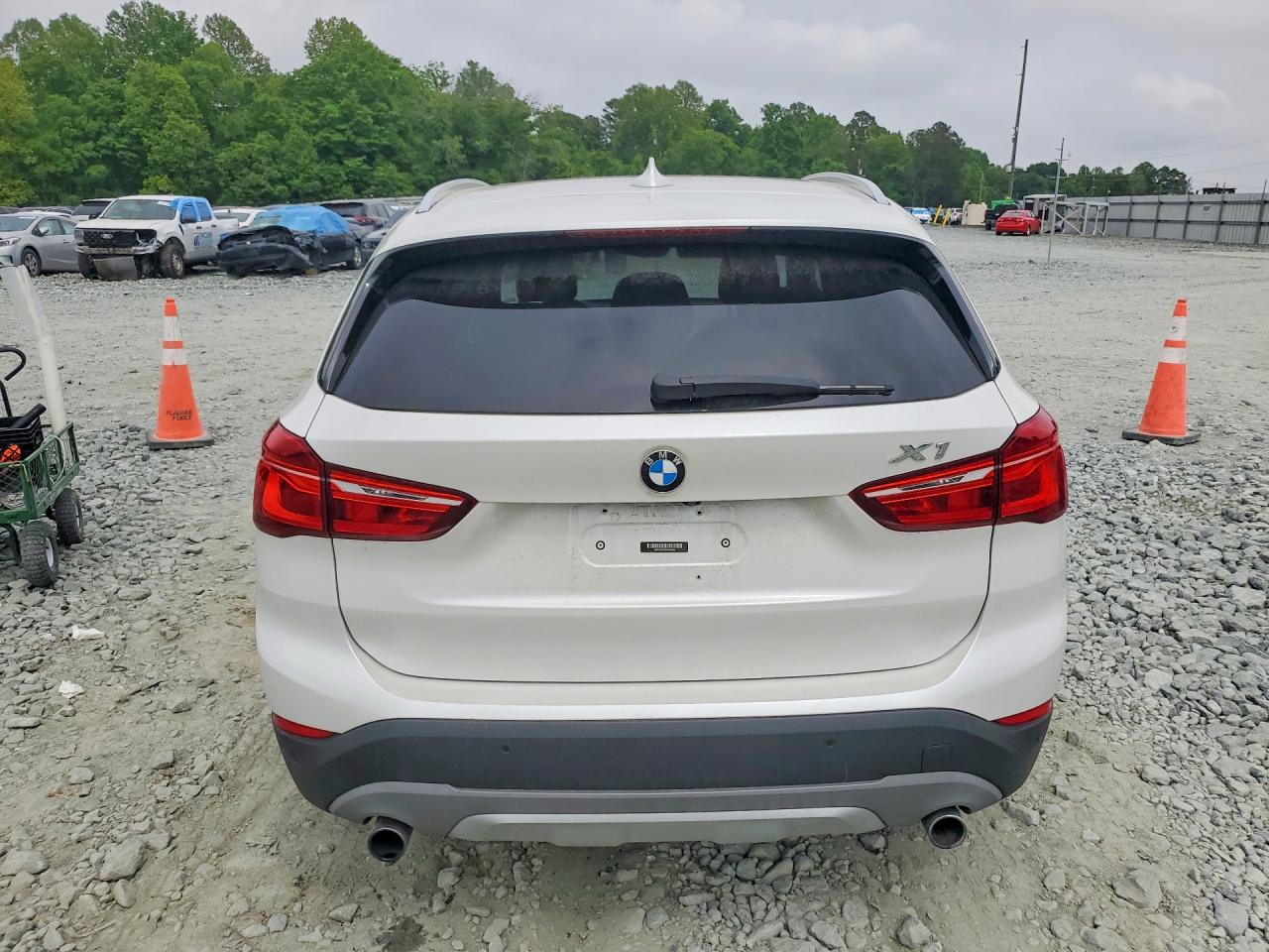 2016 BMW X1