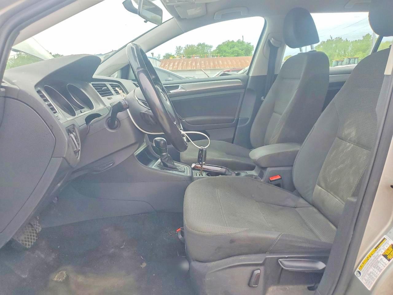 2017 VOLKSWAGEN GOLF