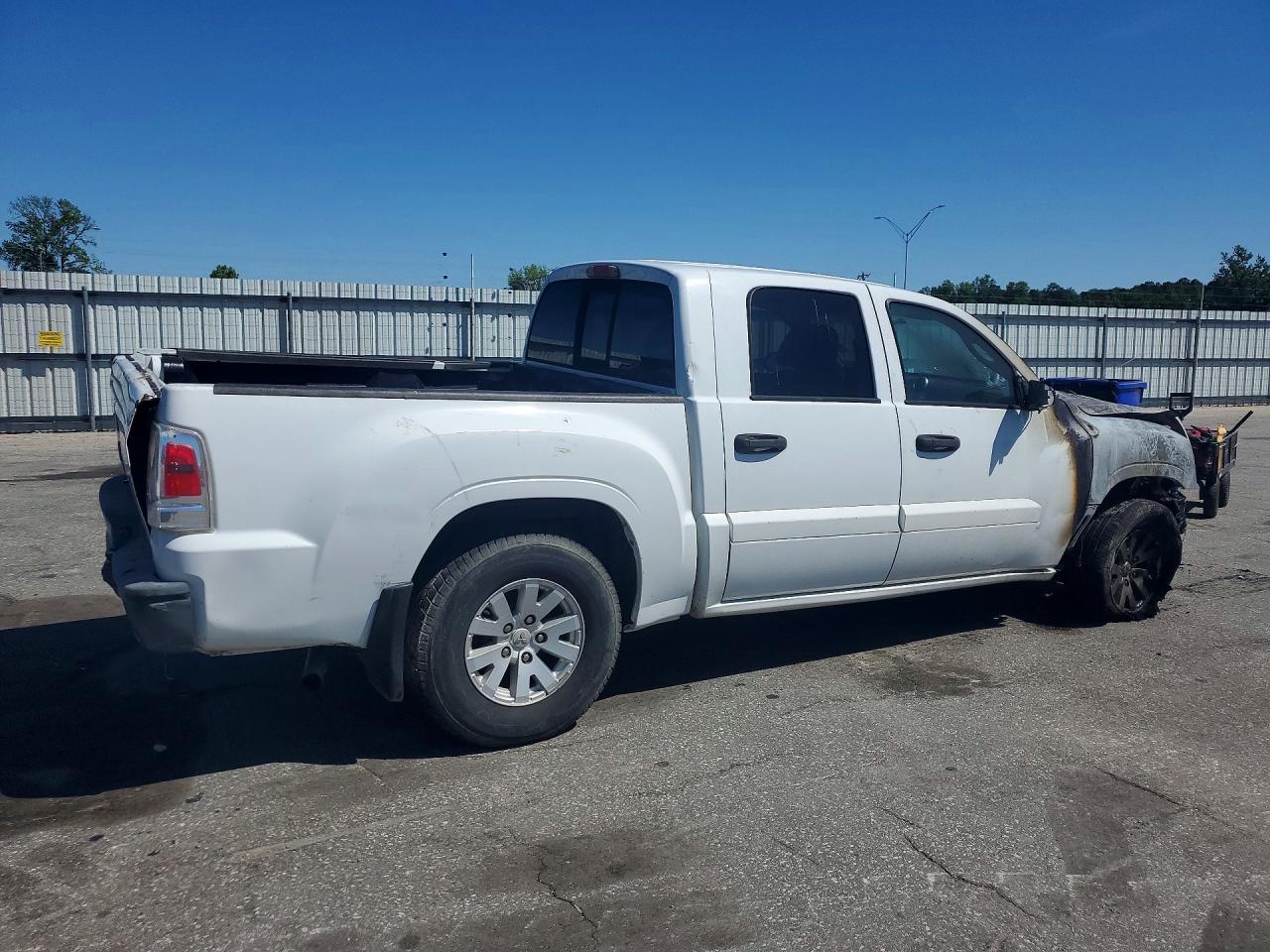 2006 MITSUBISHI RAIDER