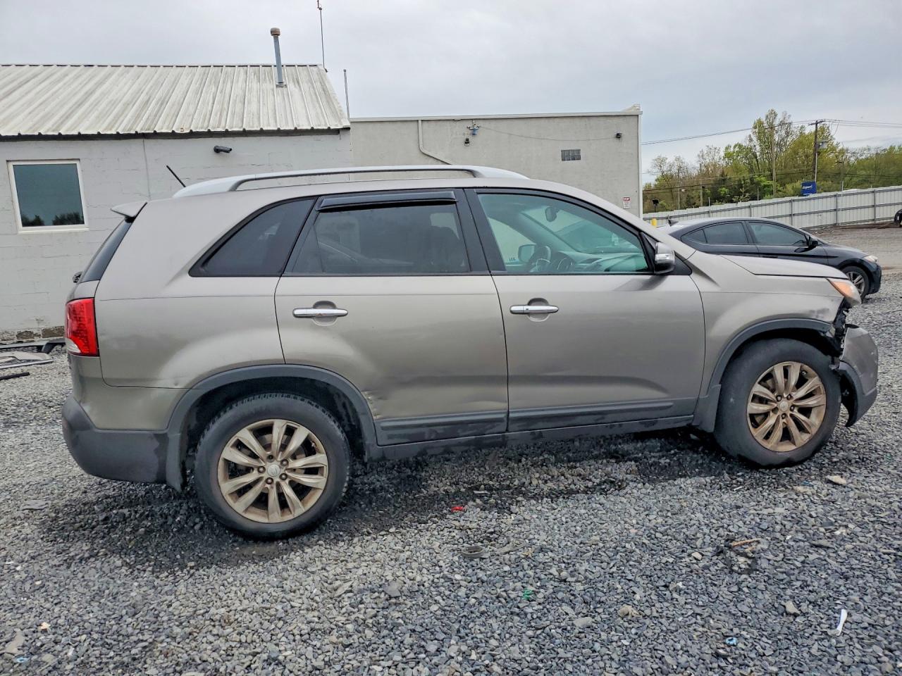 2011 KIA SORENTO