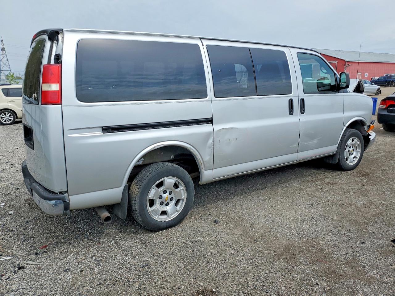 2010 CHEVROLET EXPRESS