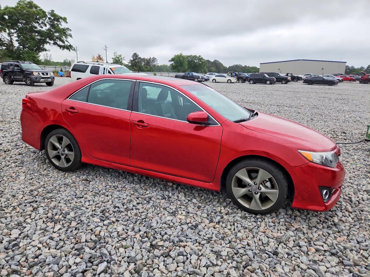 2012 TOYOTA CAMRY