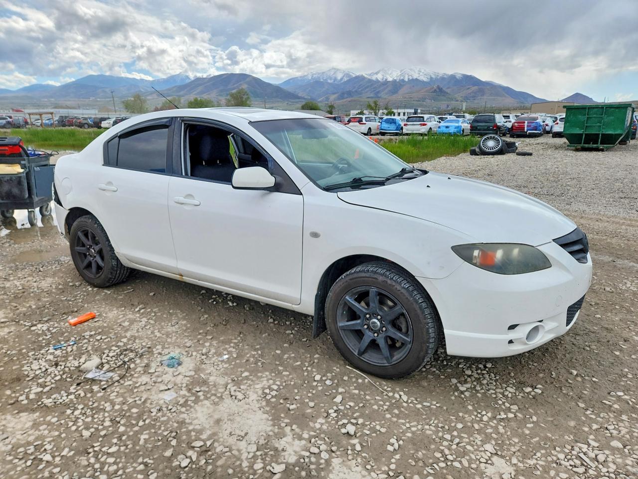 2005 MAZDA MAZDA3