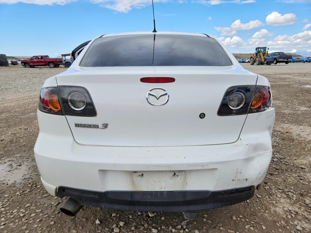 2005 MAZDA MAZDA3
