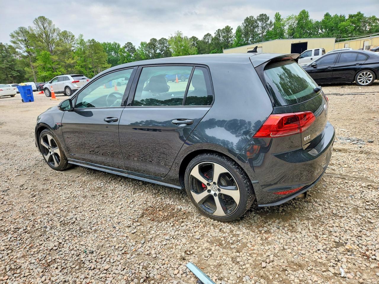 2016 VOLKSWAGEN GTI