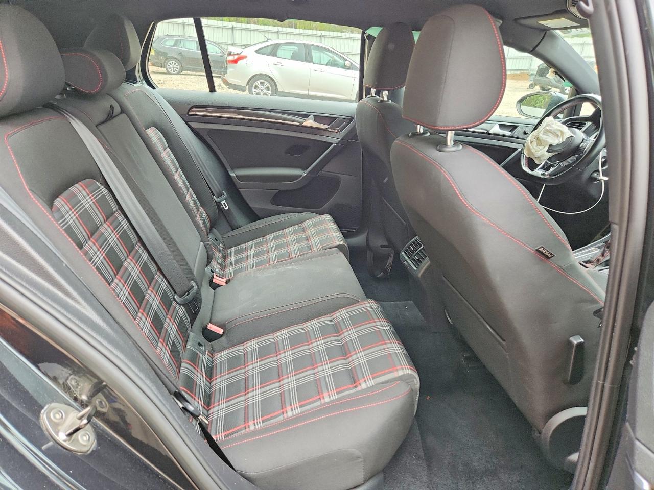 2016 VOLKSWAGEN GTI