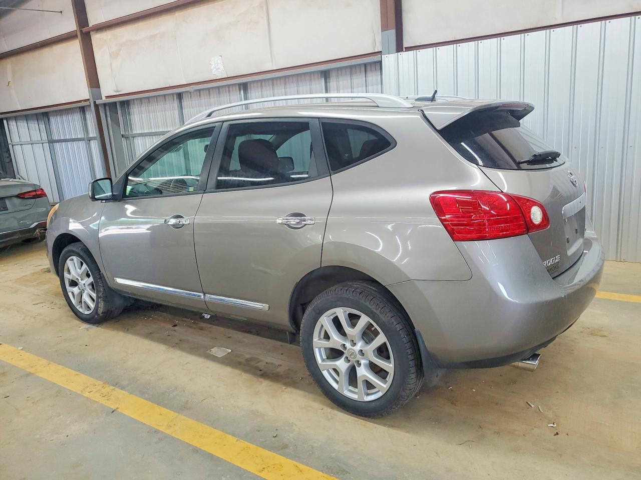 2012 NISSAN ROGUE