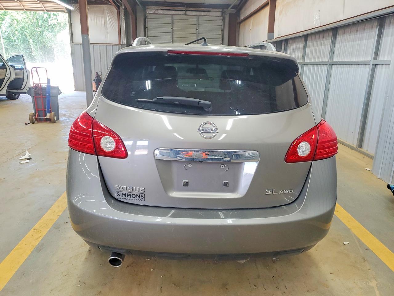 2012 NISSAN ROGUE