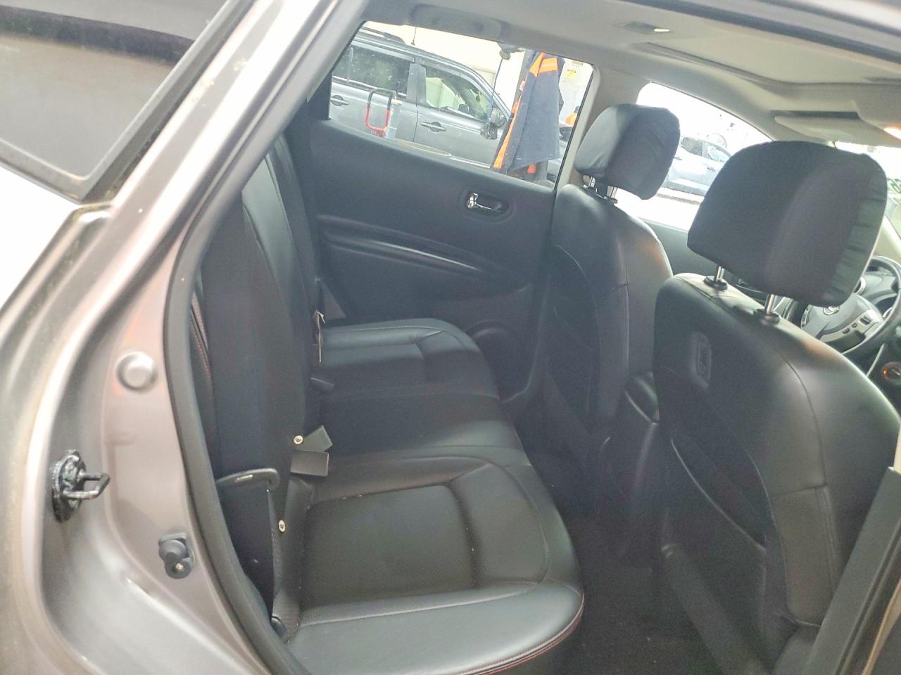 2012 NISSAN ROGUE