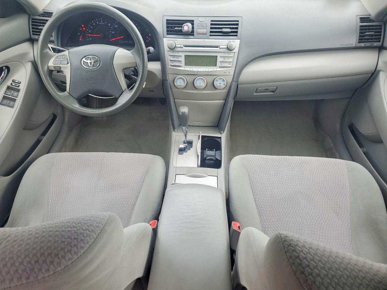 2011 TOYOTA CAMRY