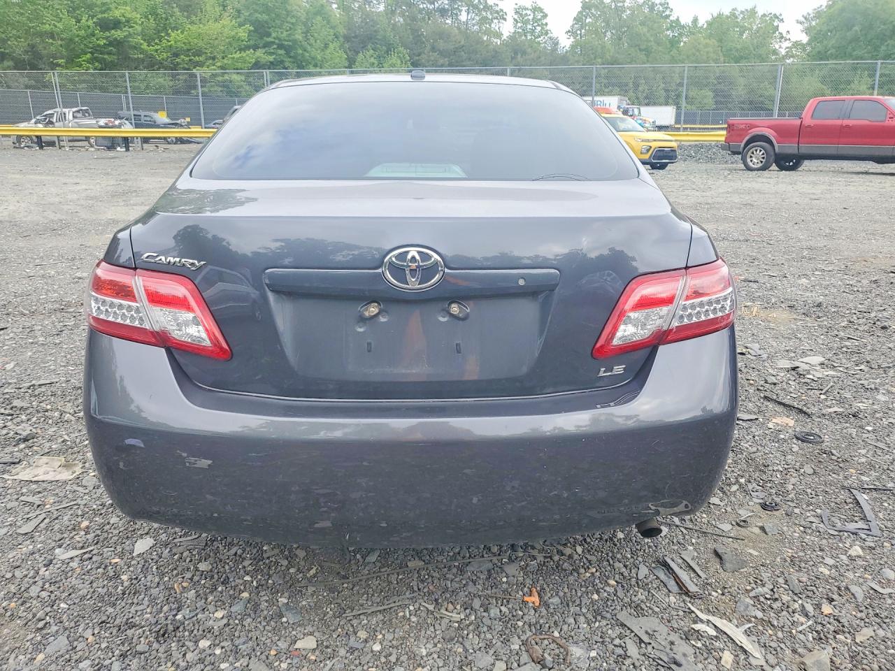 2011 TOYOTA CAMRY