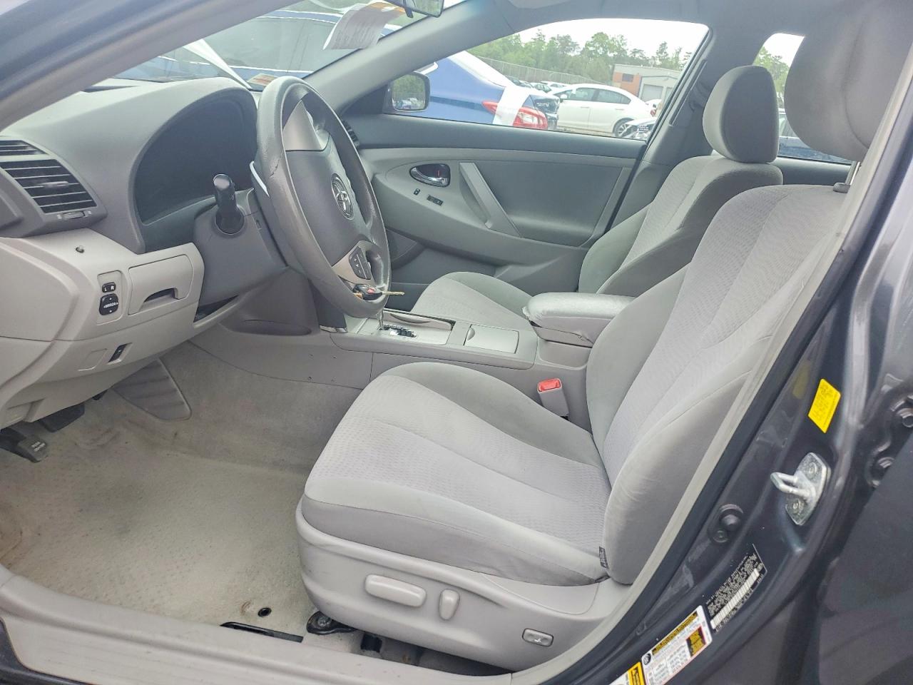 2011 TOYOTA CAMRY