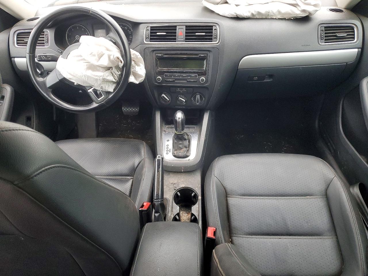 2013 VOLKSWAGEN JETTA
