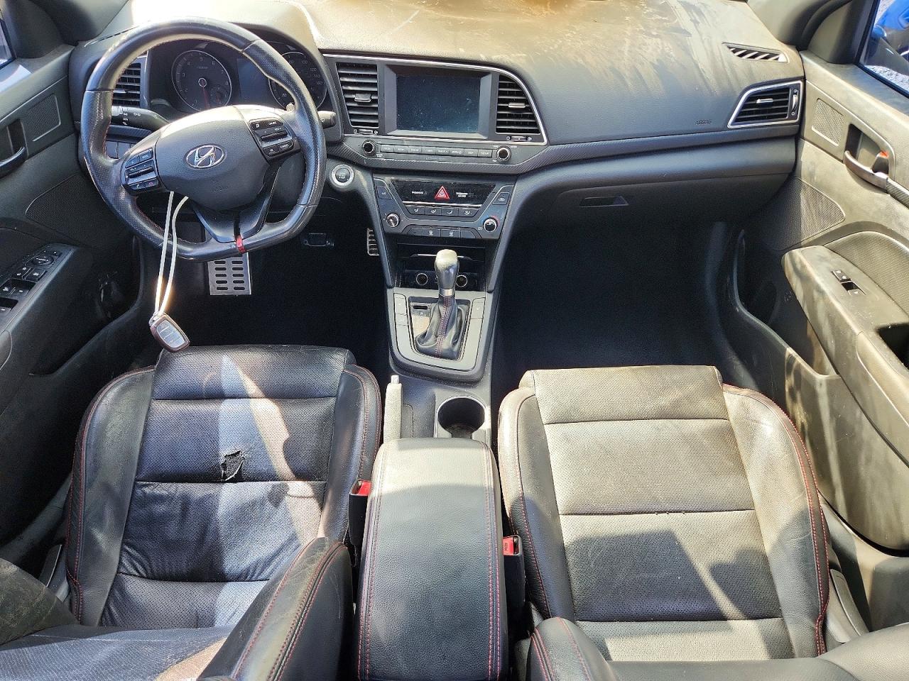 2017 HYUNDAI ELANTRA