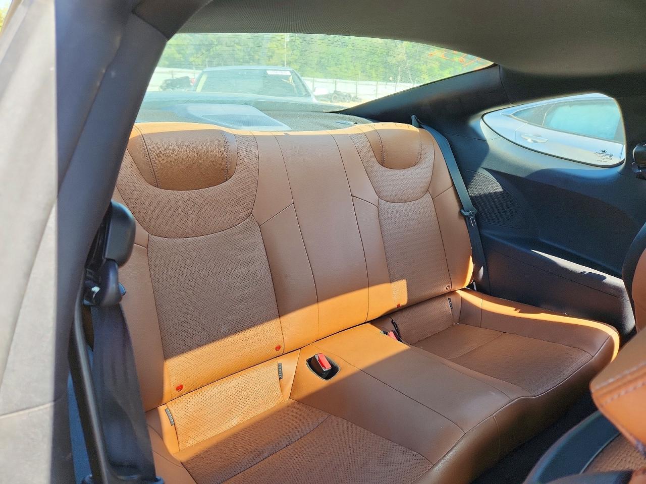 2014 HYUNDAI GENESIS