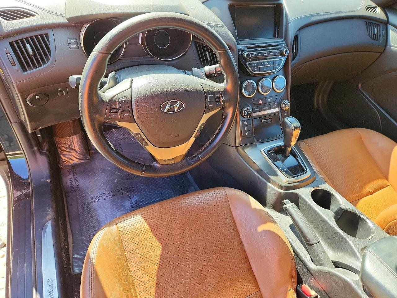 2014 HYUNDAI GENESIS