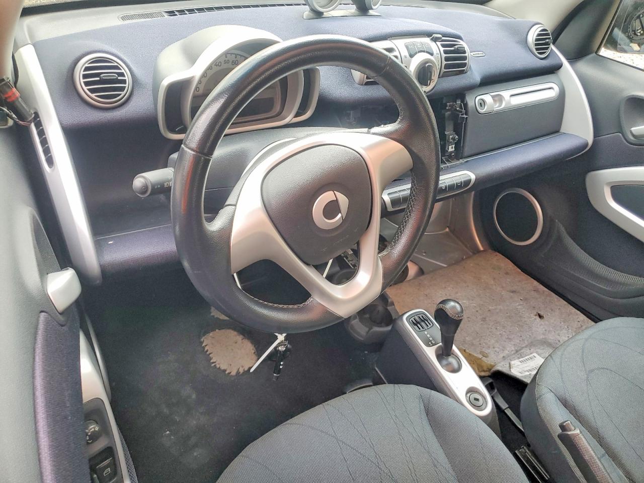 2011 SMART FORTWO