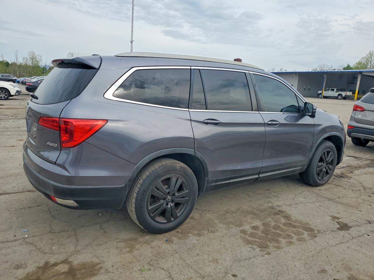 2016 HONDA PILOT
