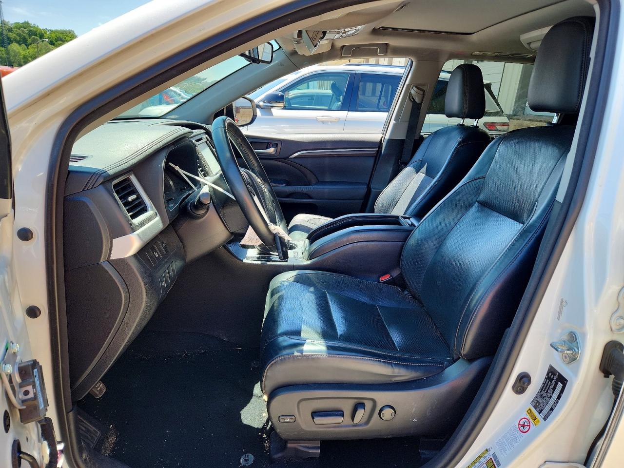2015 TOYOTA HIGHLANDER