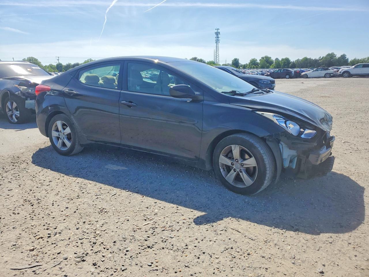 2011 HYUNDAI ELANTRA