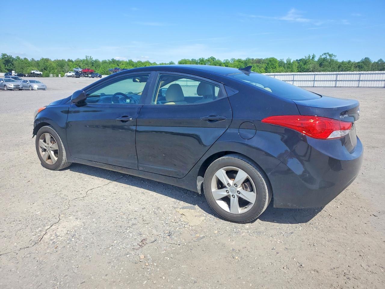 2011 HYUNDAI ELANTRA