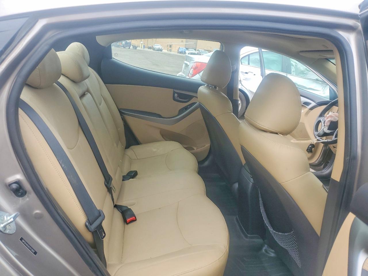 2012 HYUNDAI ELANTRA
