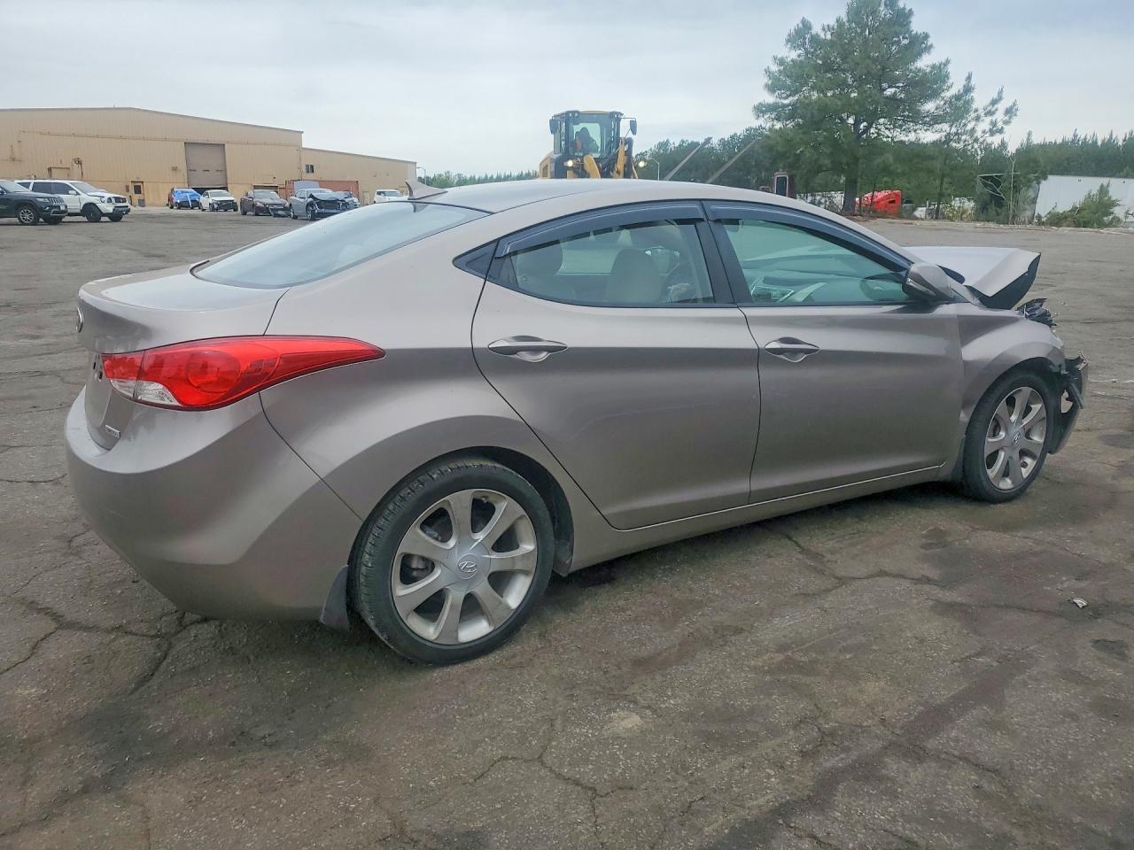 2012 HYUNDAI ELANTRA