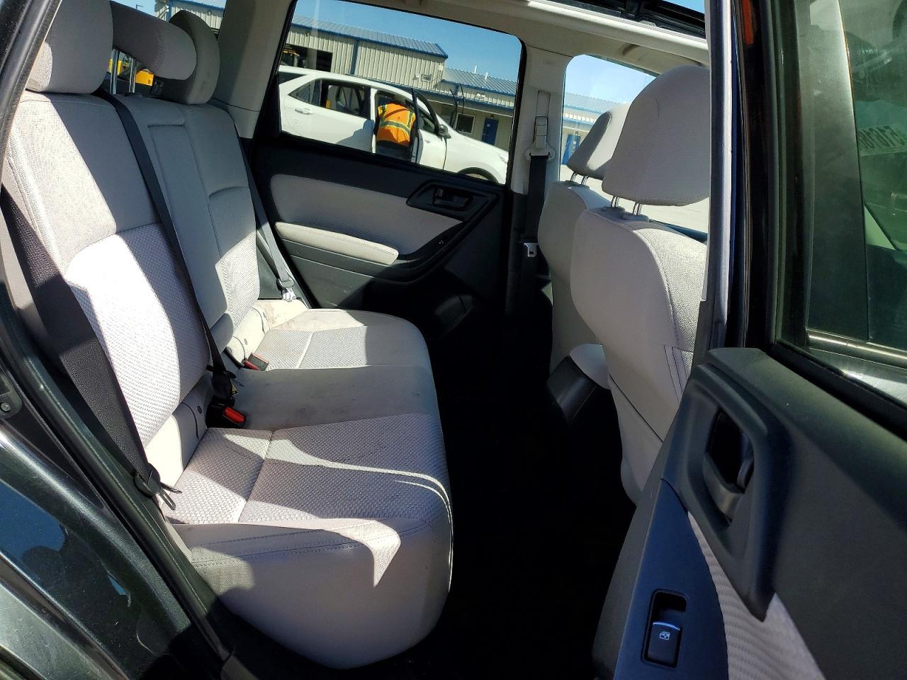 2017 SUBARU FORESTER