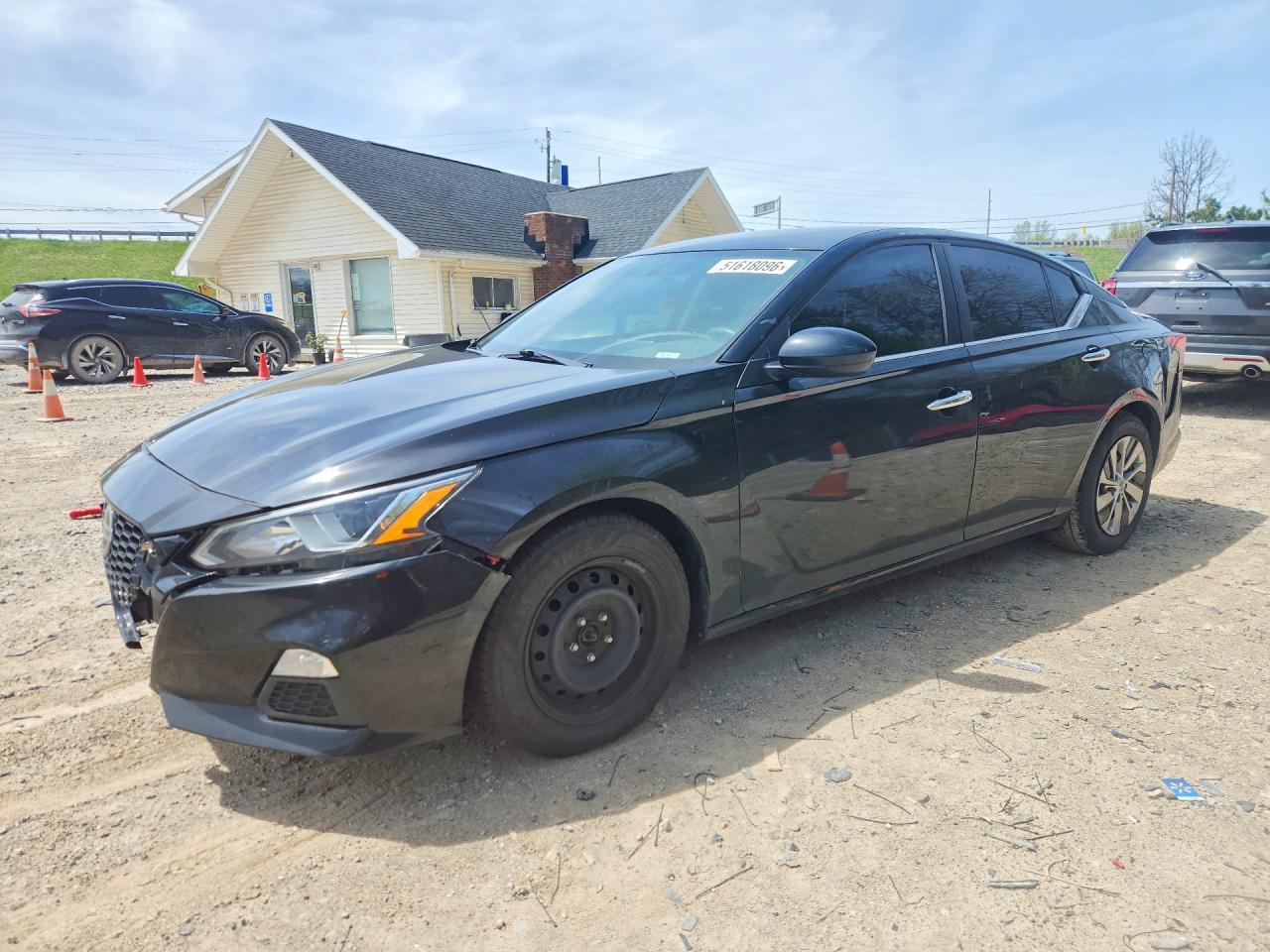 2019 NISS ALTIMA