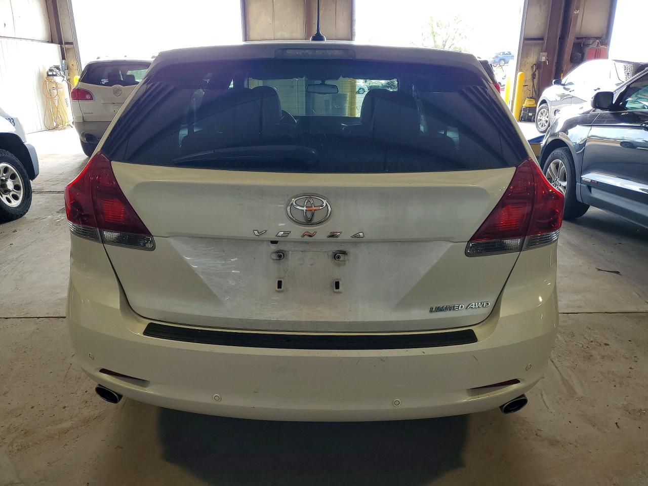 2015 TOYOTA VENZA