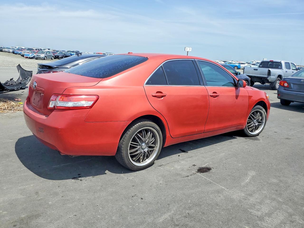 2010 TOYOTA CAMRY