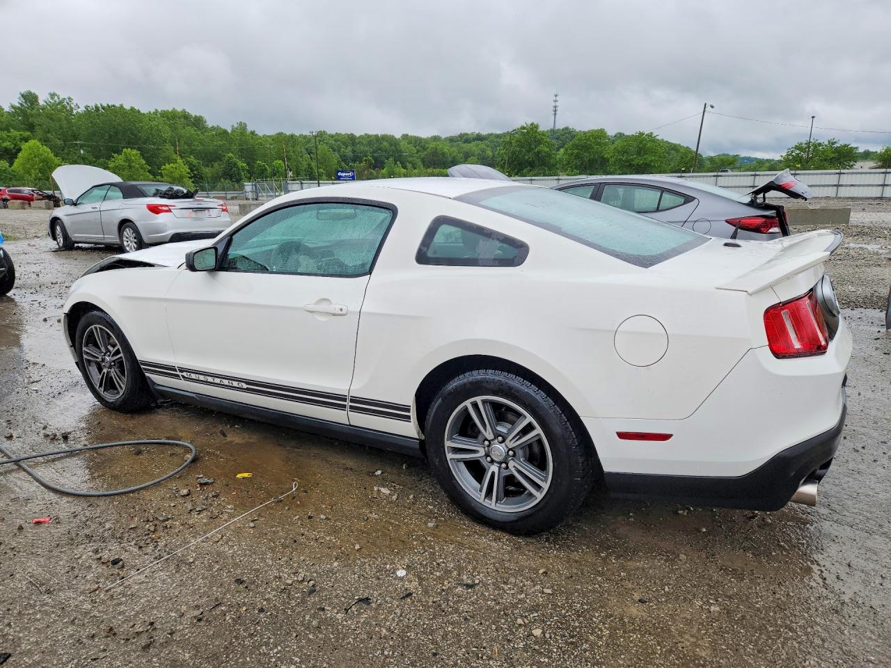 2010 FORD MUSTANG