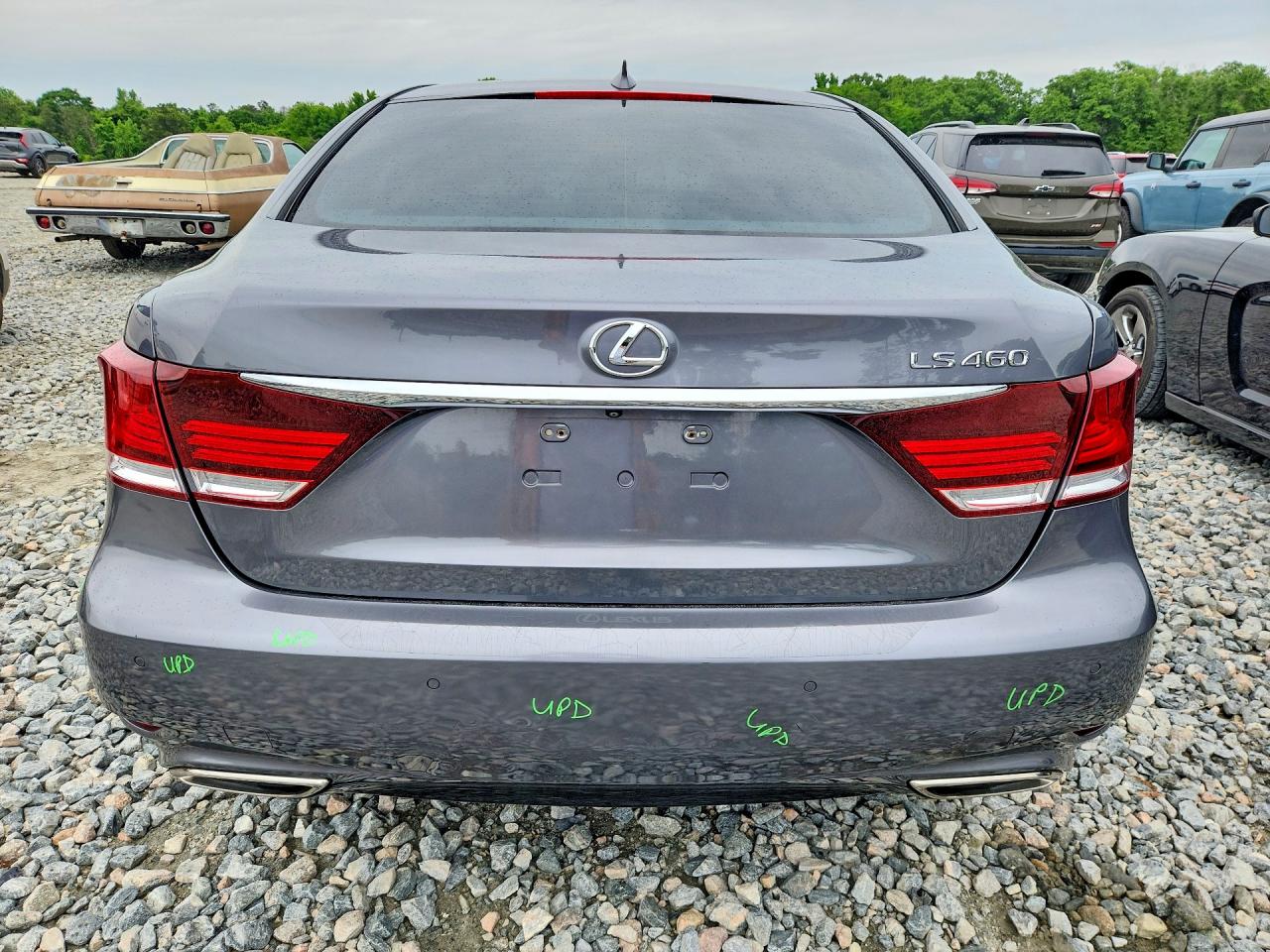 2016 LEXUS LS460