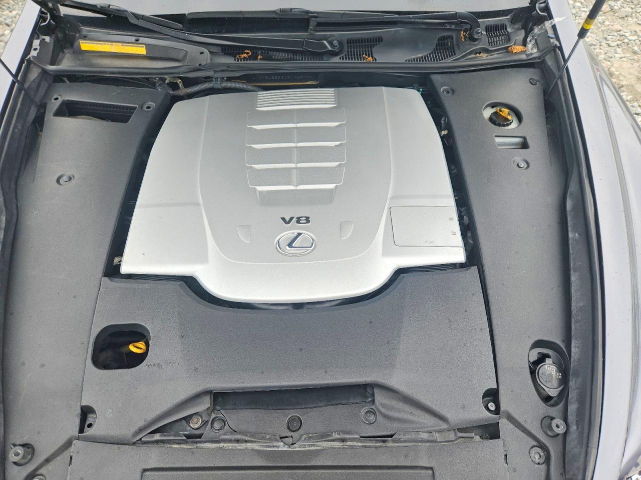 2016 LEXUS LS460