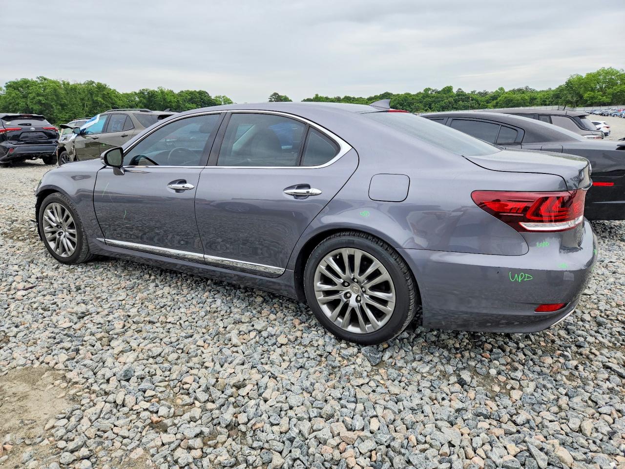 2016 LEXUS LS460