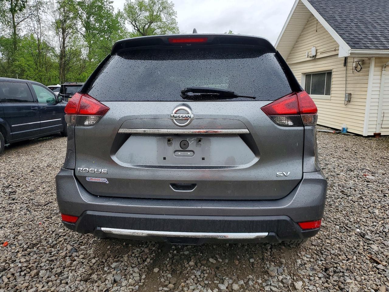 2017 NISSAN ROGUE