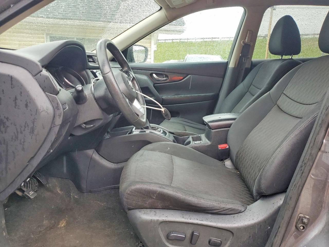 2017 NISSAN ROGUE