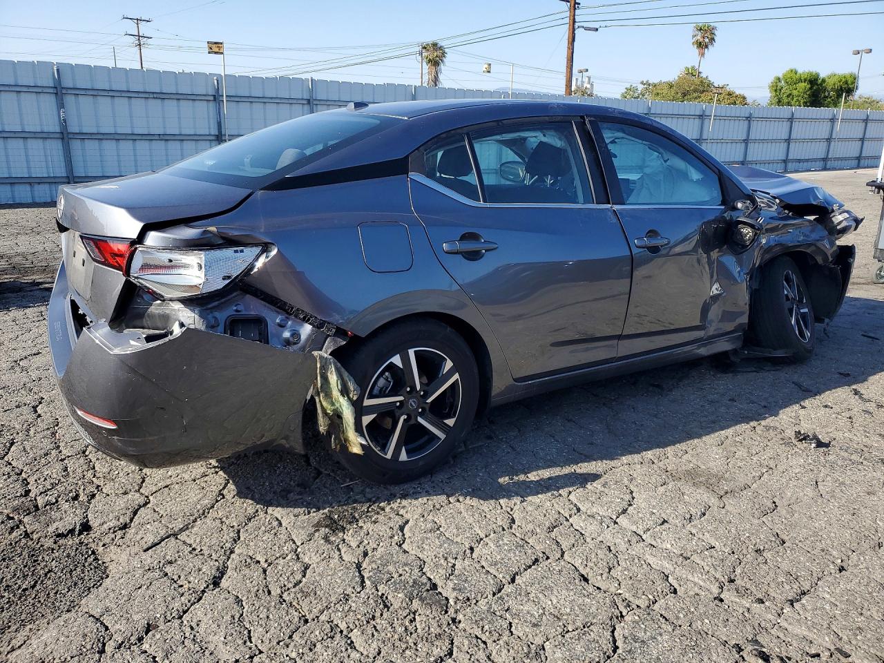 2025 NISSAN SENTRA
