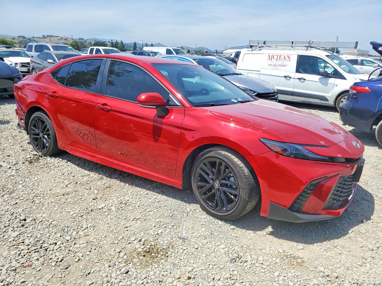 2025 TOYOTA CAMRY