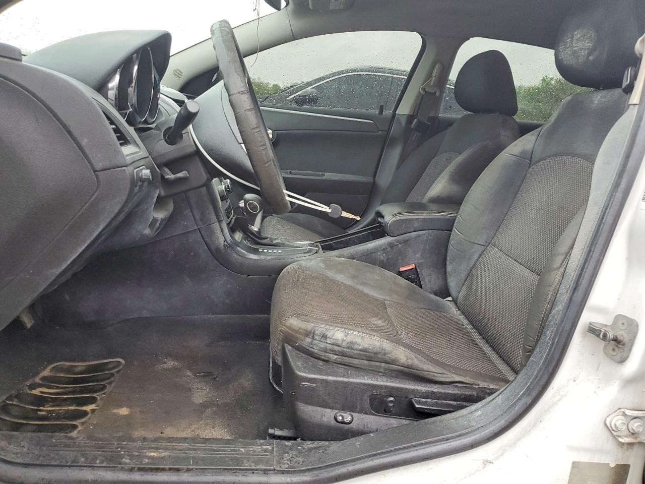 2011 CHEVROLET MALIBU