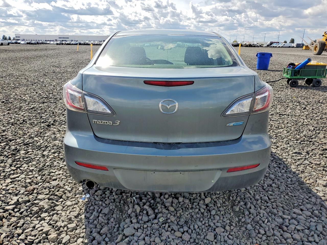 2012 MAZDA 3