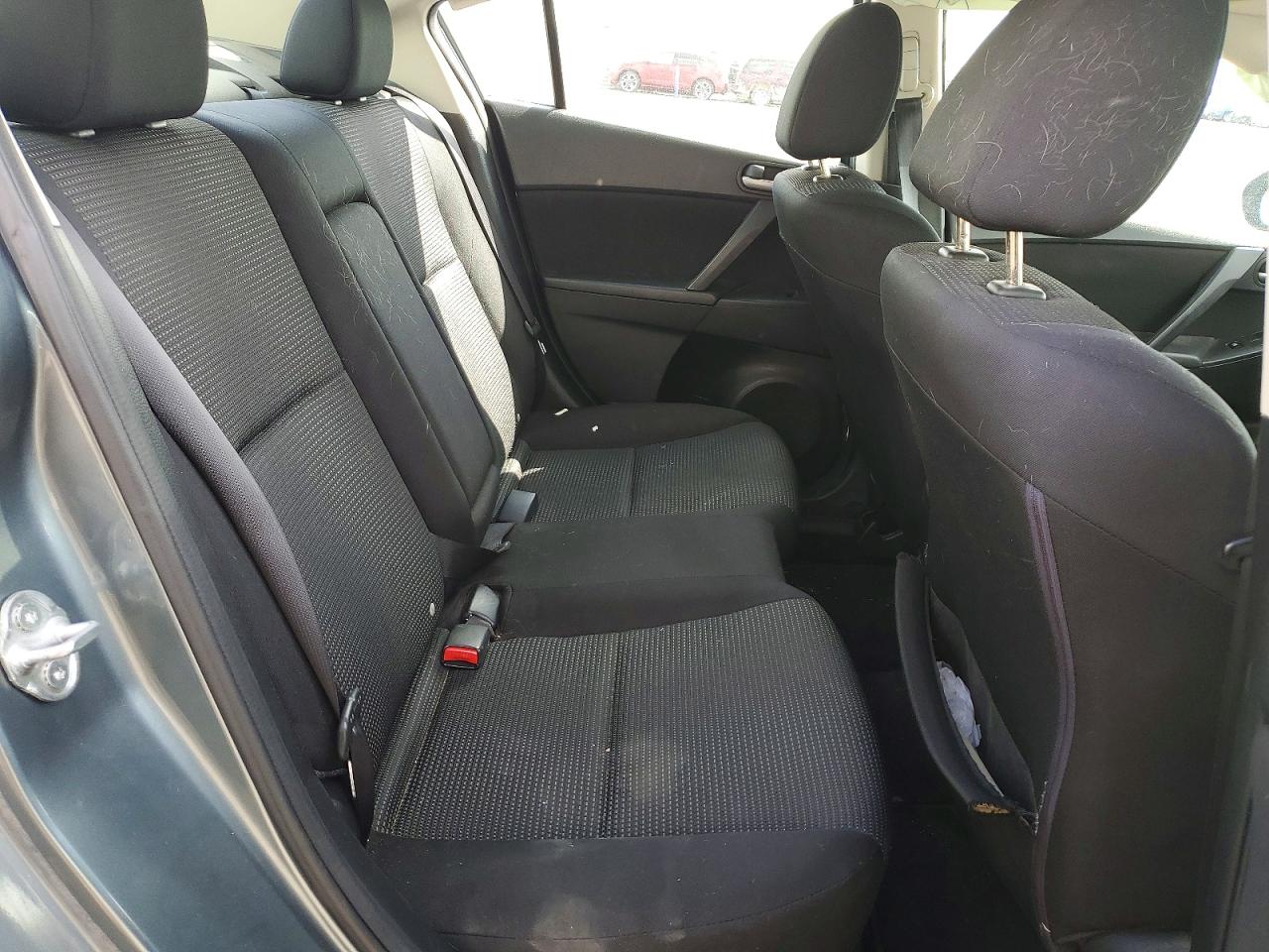 2012 MAZDA 3