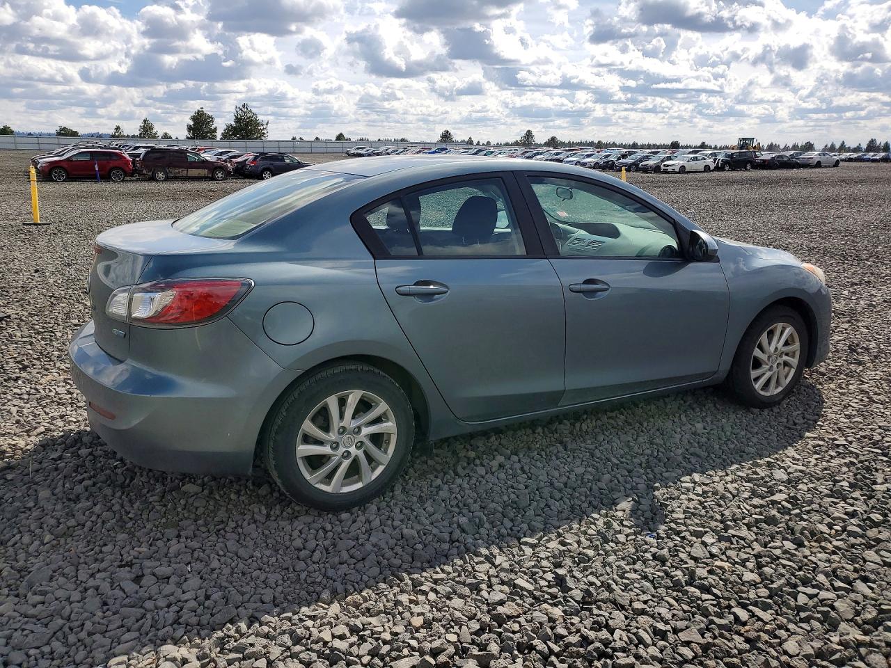 2012 MAZDA 3