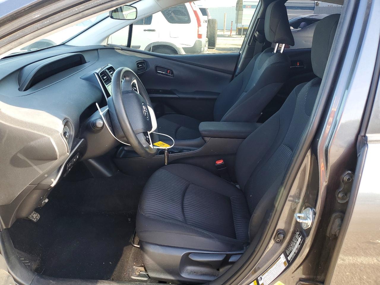 2017 TOYOTA PRIUS