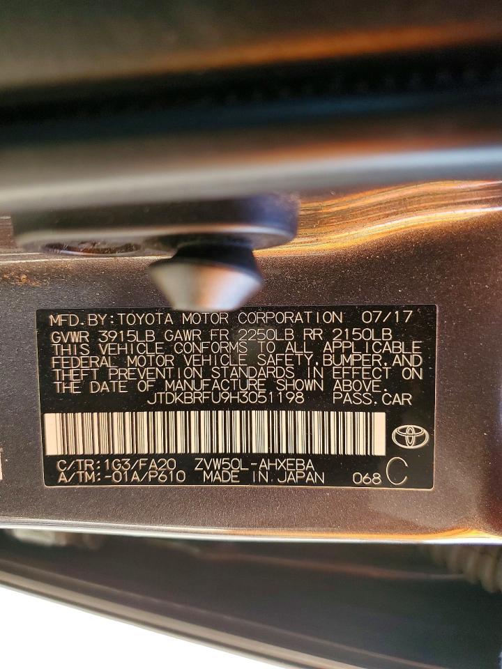 2017 TOYOTA PRIUS