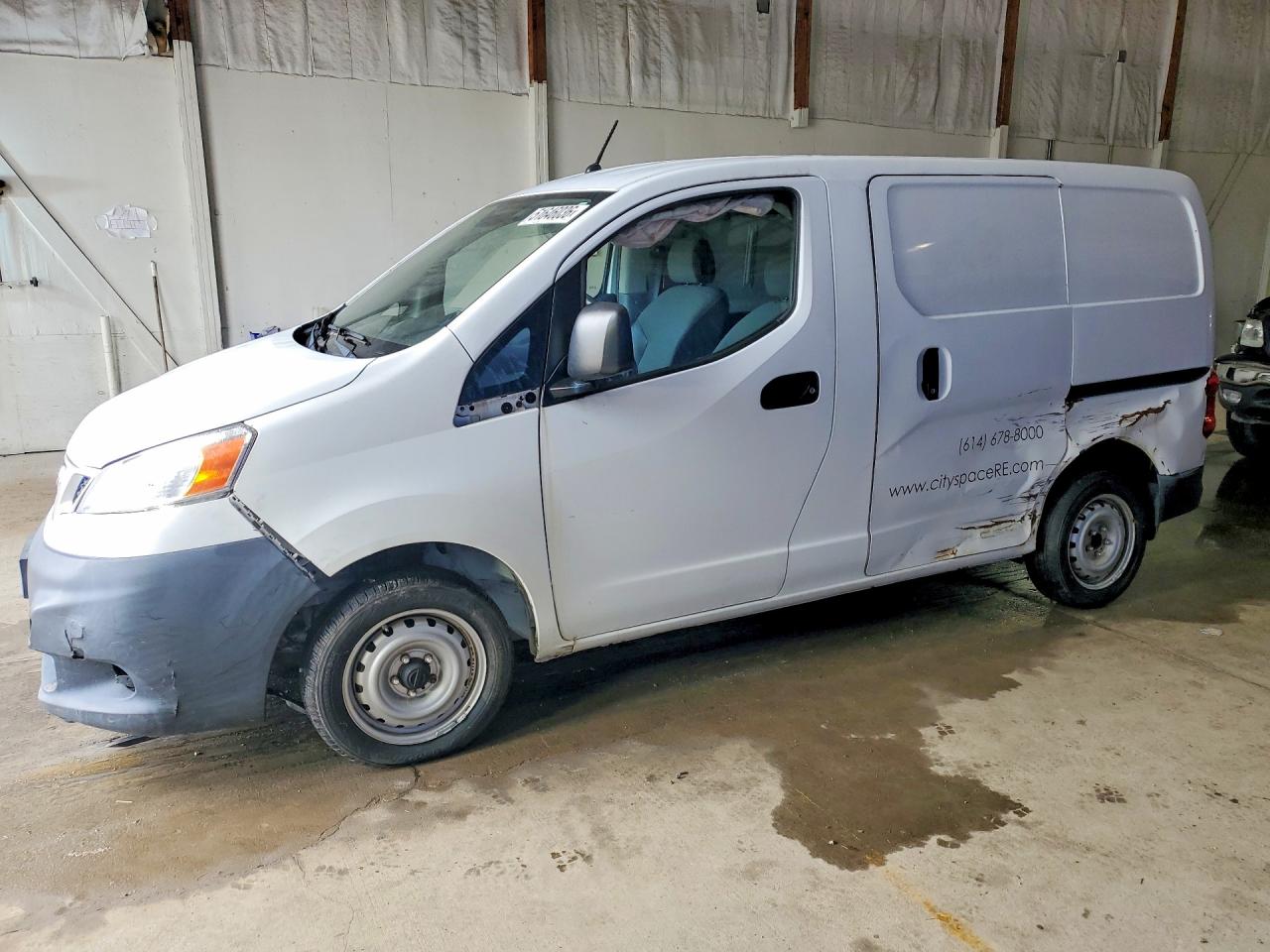 2015 NISSAN NV