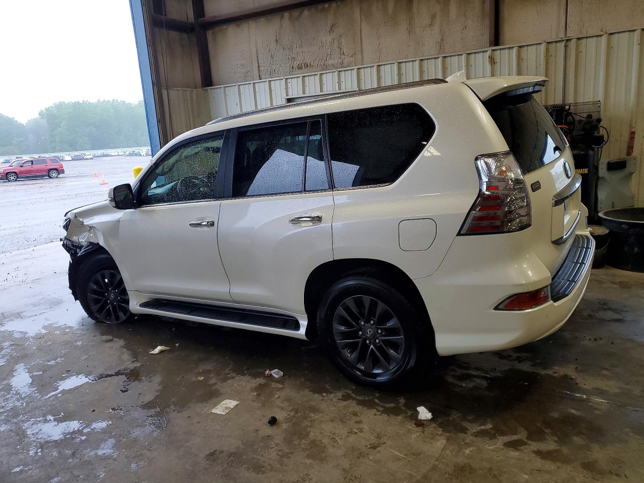 2022 LEXUS GX