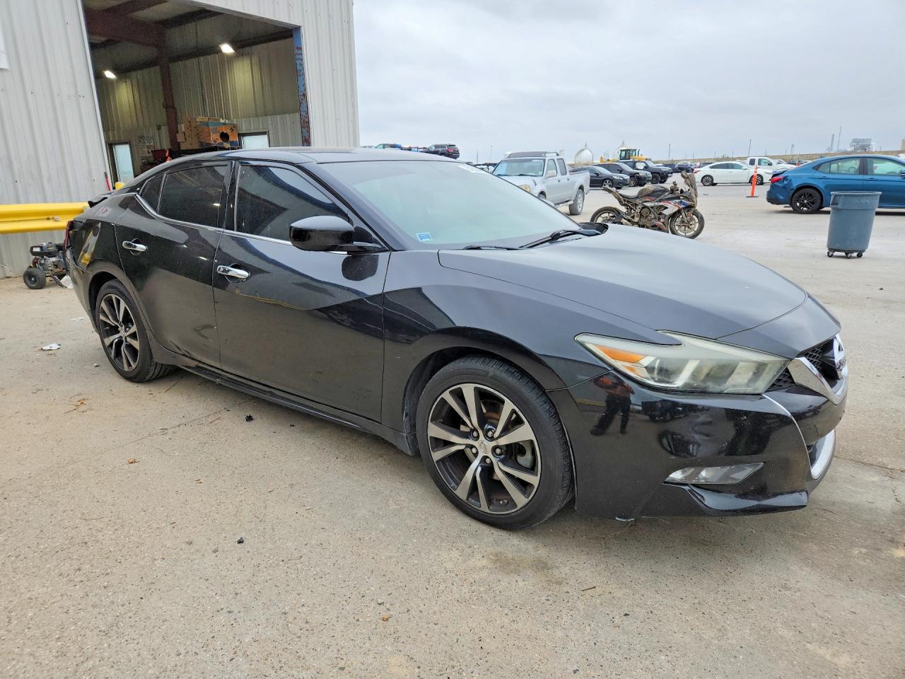2018 NISSAN MAXIMA