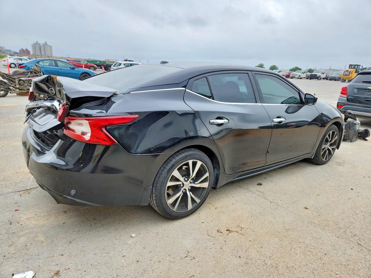 2018 NISSAN MAXIMA