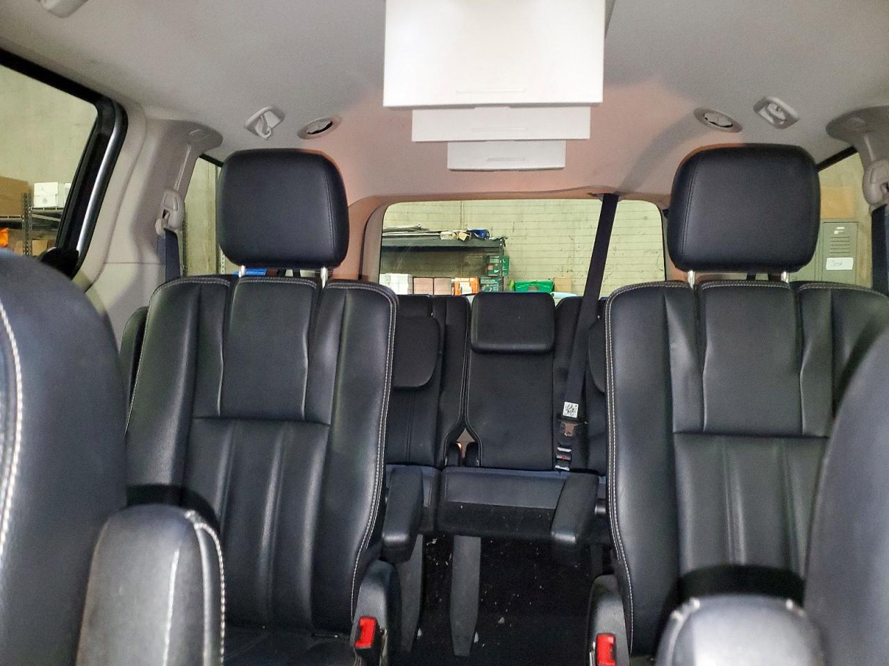 2013 CHRYSLER MINIVAN